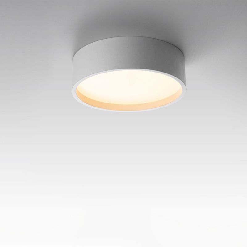 Round Shape LED Ceiling Lamp Modern Iron 1 Light Flush Mount for Balcony