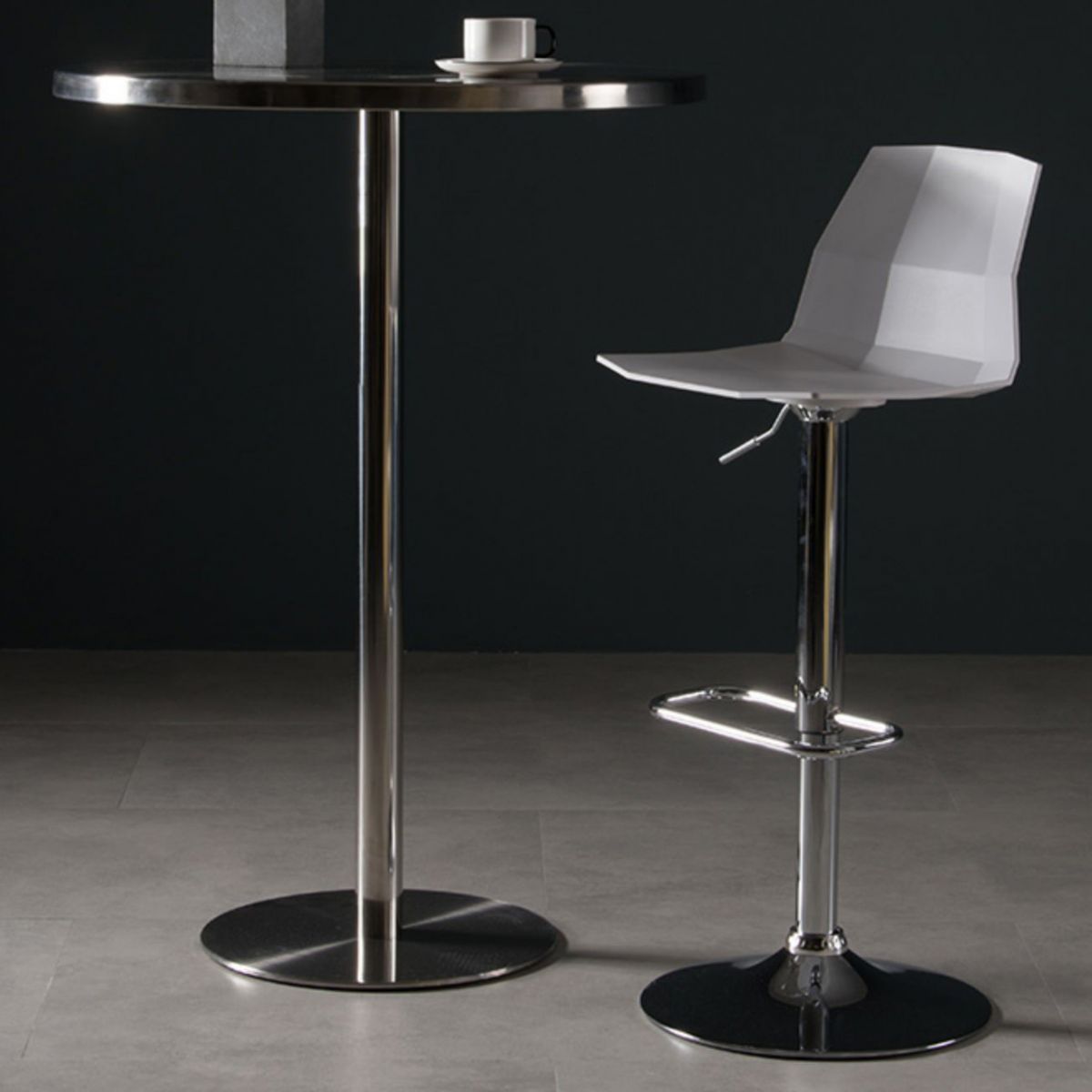 Modern Plastic Counter & Bar Stool Indoor Adjustable Height Footrest Stool