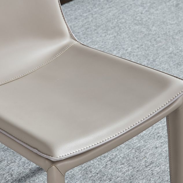 Silla de comedor sin brazos de cuero moderno, sillas de comedor de metal para uso en restaurantes