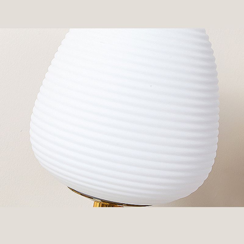 Flowerbud-Glas Nachttisch Lampen Einfachheit 1 Lichttisch Licht für Wohnzimmer