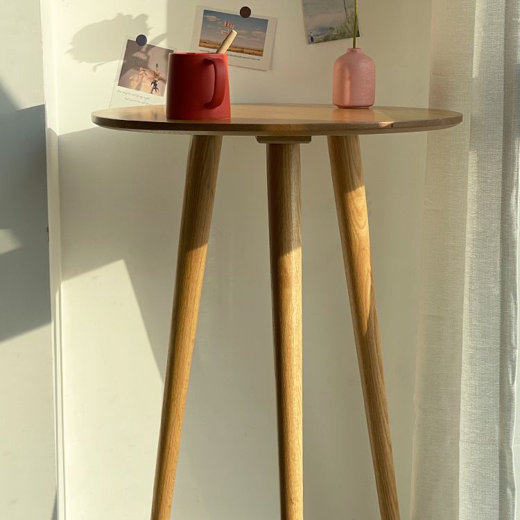 Indoor Modern Bar Dining Table Round Shape Solid Wood Bar Table