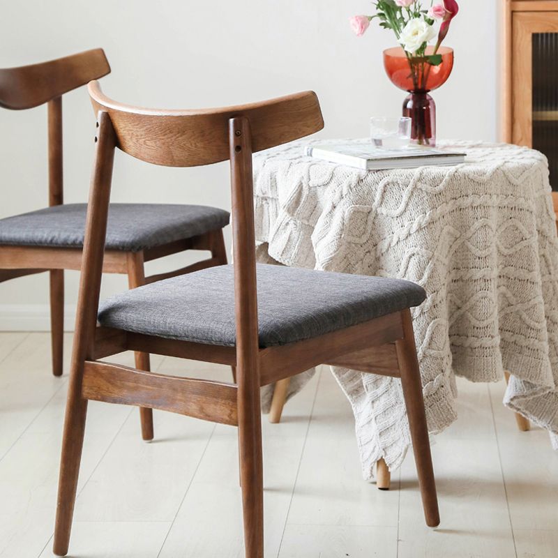Silla de comedor de estilo escandinavo de madera, silla sin brazos con respaldo abierto acolchado para el hogar