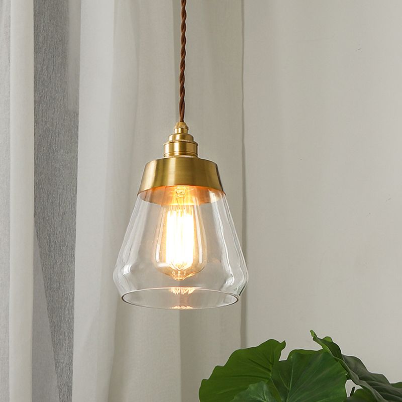 1 Glühbirne Down Lighting Pendant Colonial Restaurant Droplampe mit Kegelklarglas Schatten in Gold