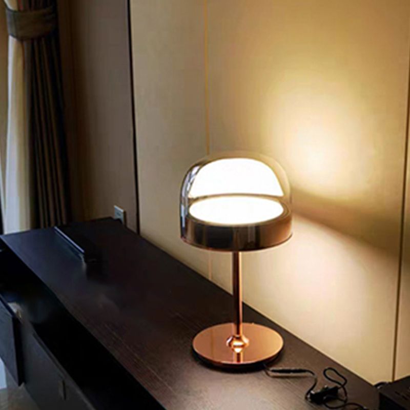 Lampada da tavolo in vetro stile moderno Forma geometrica Lampada da scrivania a 1 luce per camera da letto