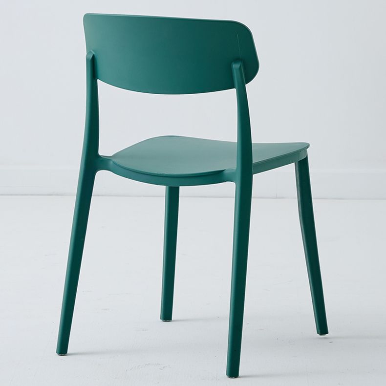 Chaise latérale de restaurant en plastique scandinave, couleurs bonbon, chaise de salle à manger à dossier ouvert