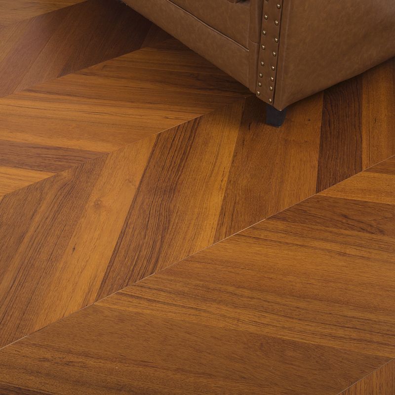 Traditional Laminate Flooring Wood Mildew Resistant Click Lock Laminate Floor
