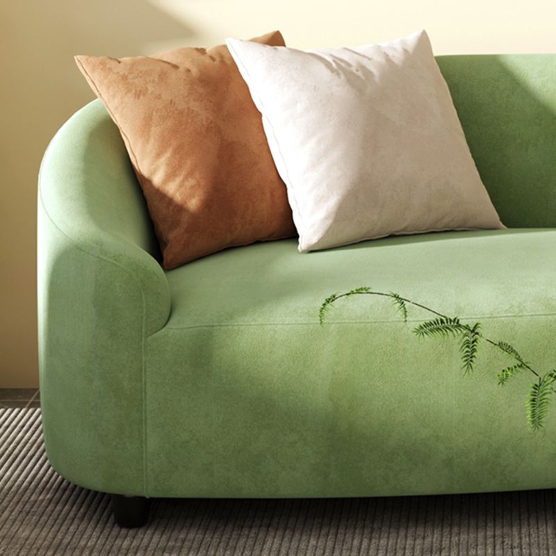 Loveseat curvado de terciopelo moderno con espalda apretada para una sala de bonificación