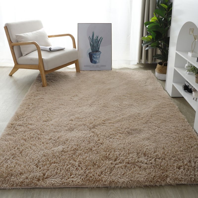 Tapis moderne décontracté.