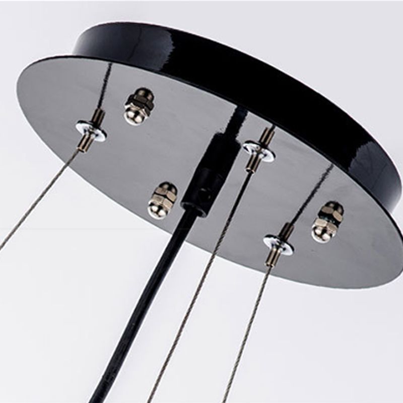 Postmodern metalen kroonluchter verlichtingsarmatuur zwart-gouden hanglamp voor zitkamer