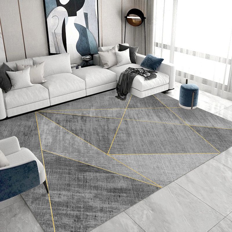 Grey Minimalist Triangle Design Rug Contemporary Stylish Polyester Area Carpet Stain Resistant Carpet for Home Decoration