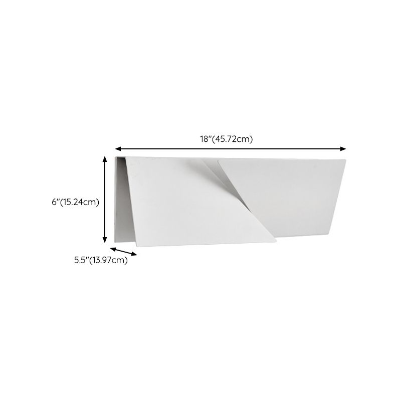 Modern Rectangle LED Wall Mount in Mate White Finish Geometric Wall Lighting