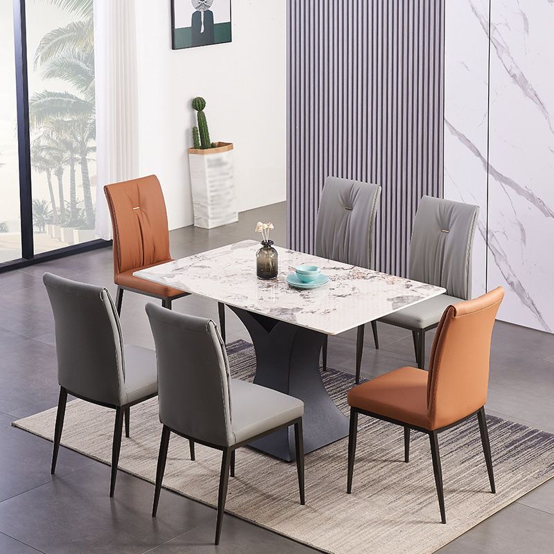 Moderne zeitgenössische Leder -Parsons -Stuhlseite Essstühle mit Metallbeinen