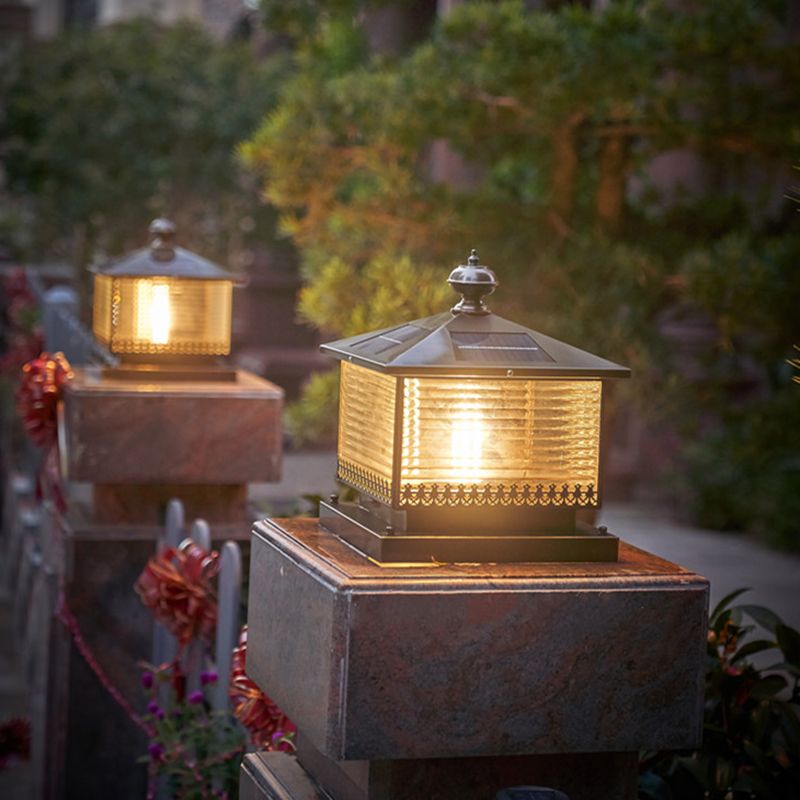 Contemporary LED Pillar Light Minimalist Solar Lighting Fixture for Garden