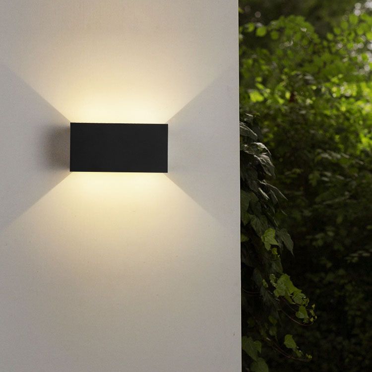 Moderne creatieve LED -wandlamp aluminium rechthoekige waterdichte wandlicht met glazen schaduw