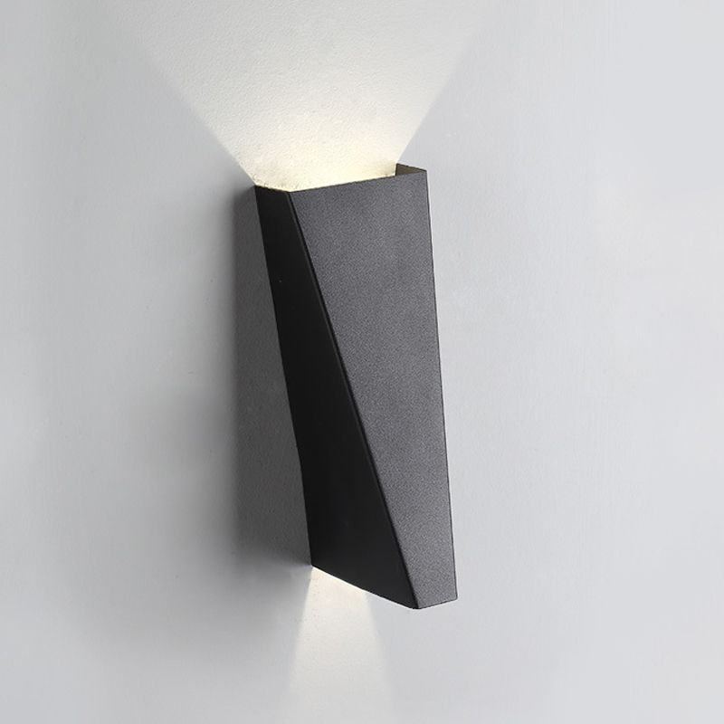 Éclairage mural en métal de forme géométrique moderne 2 lumières Éclairage mural