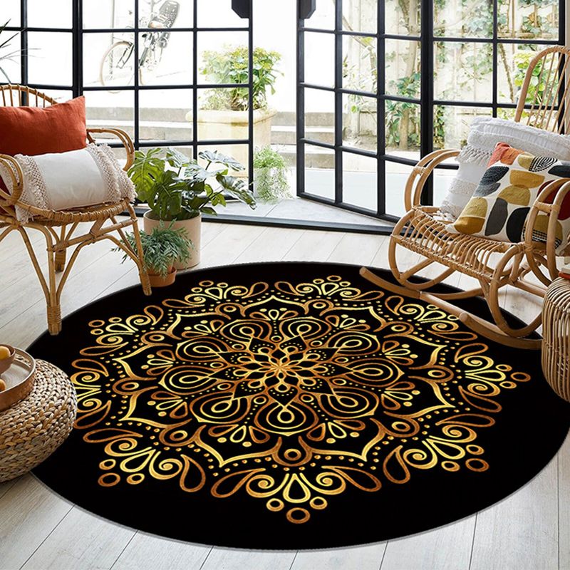 Tapis de motif tribal marocain Rapier en polyester noir tapis lavable antidérapant pour décoration intérieure