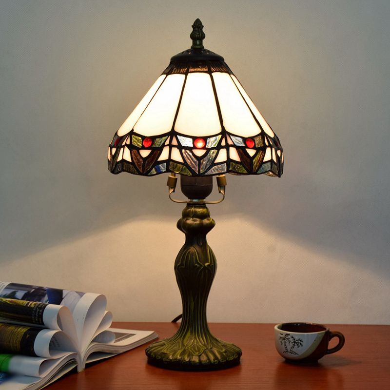Stained Glass White Table Lamp Conical Shade 1��Head Antique Nightstand Lighting for Bedroom