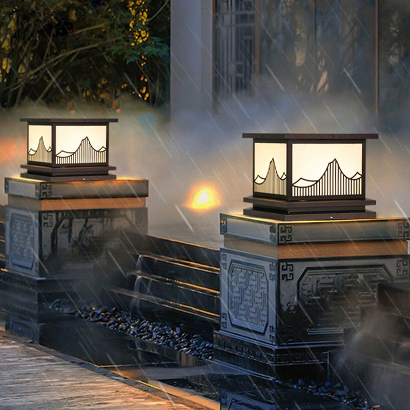 Creative Pillar Light Modern LED Solar Lighting Fixture for Backyard