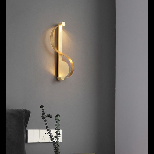 Simple Atmosphere Style Wall Lamp S Shape Brass Wall Mount Light for Living Room