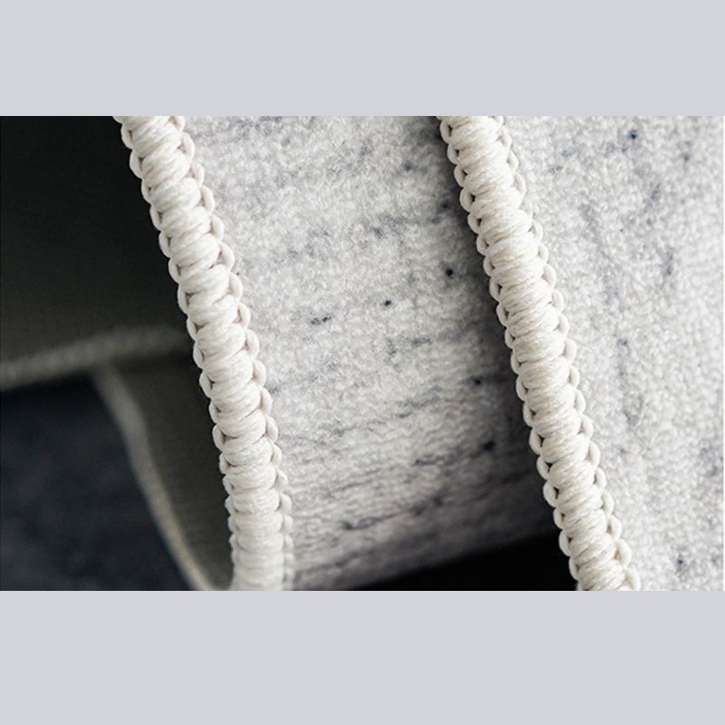 Grey Tone Modern Area Rug Polyester Stripe Print Rug Non-Slip Backing Indoor Rug for Home Decor