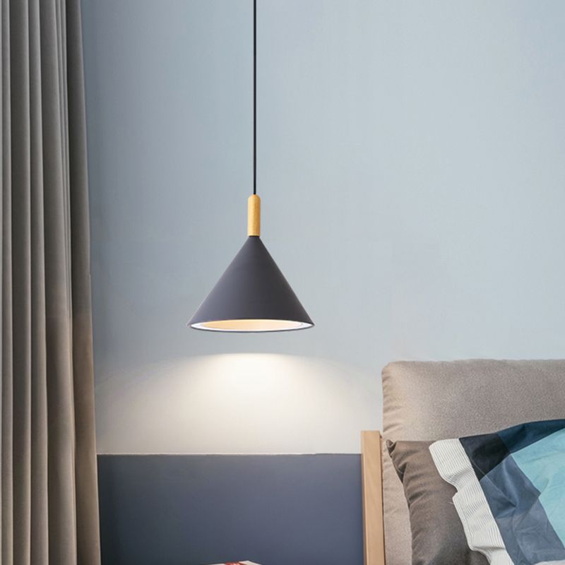 Modern Hanging Lamps 1 Head Pendant Light with Iron Shade for Living Room Bedroom