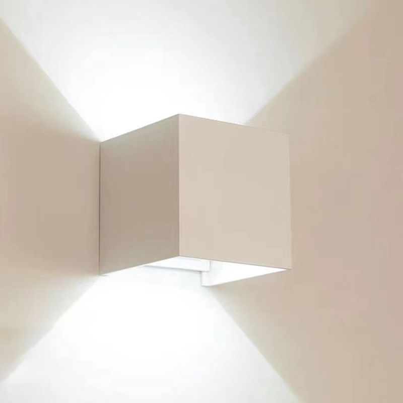 Modern Square Wall Lamp Simplicity Metal Wall Mounted Light Fixture