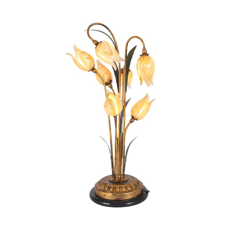 Messing 2/3/7 Köpfe Nachttisch Beleuchtung American Garden Metal Tulp LED Night Tischlicht für Wohnzimmer