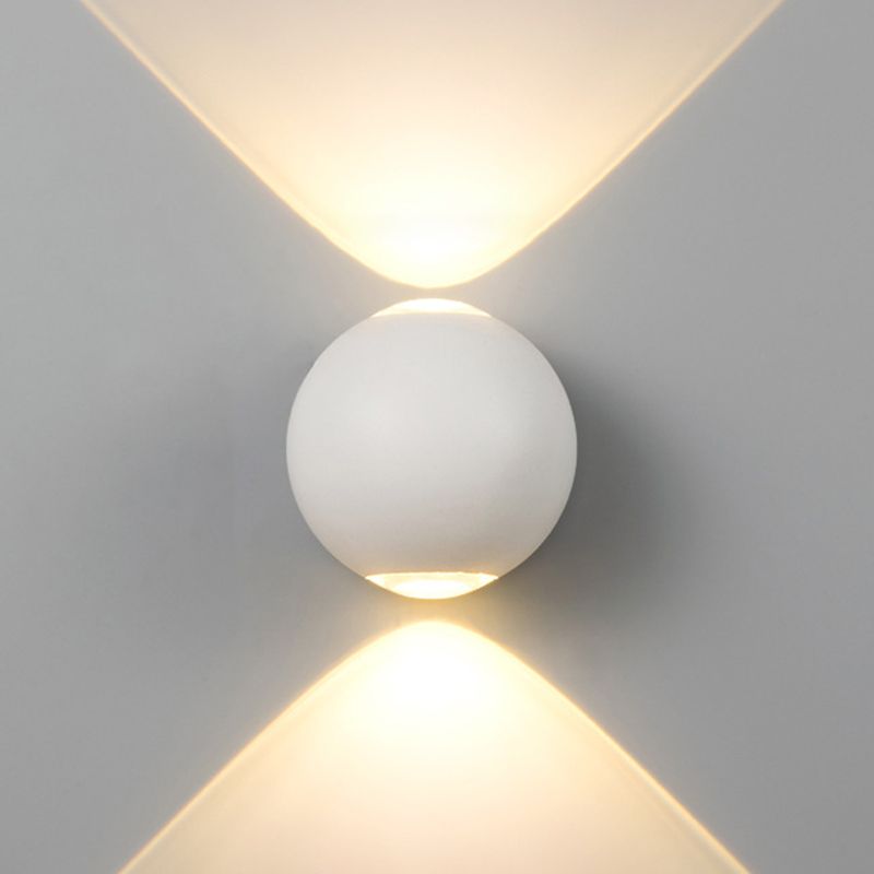 Modern Creative LED Waterproof Wall Lamp Aluminium Sphere Wall Sconce with Clear Glass Shade