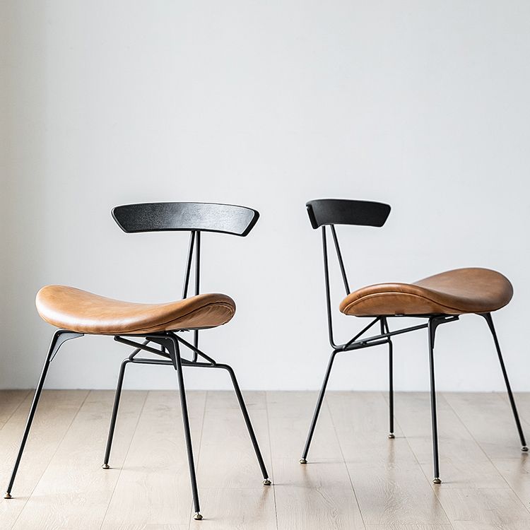Silla lateral casera tapizada industrial con acabado mate, parte trasera abierta, sillas de comedor
