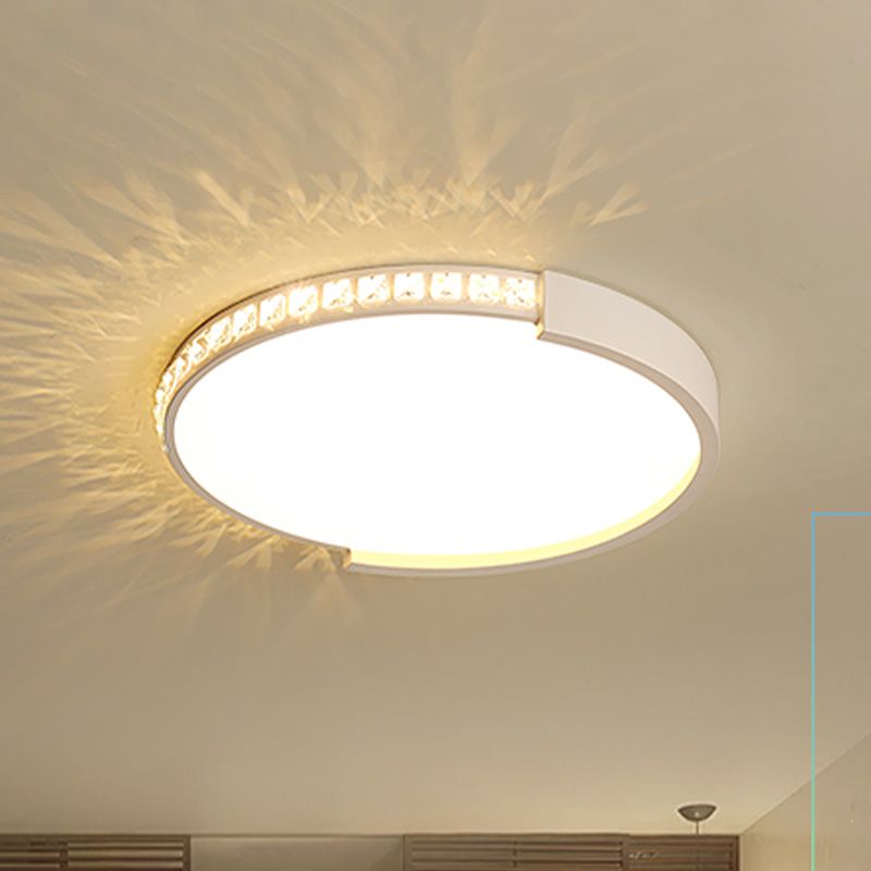 Inlaid Crystal Round Thin Flush Light Minimalism Bedroom LED Flush Mount Ceiling Light Fixture in White