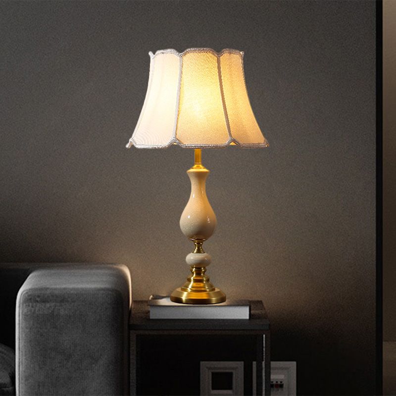 Traditional Style Paneled Bell Shaped Desk Light 1-Light Fabric Nightstand Lamp for Bedside