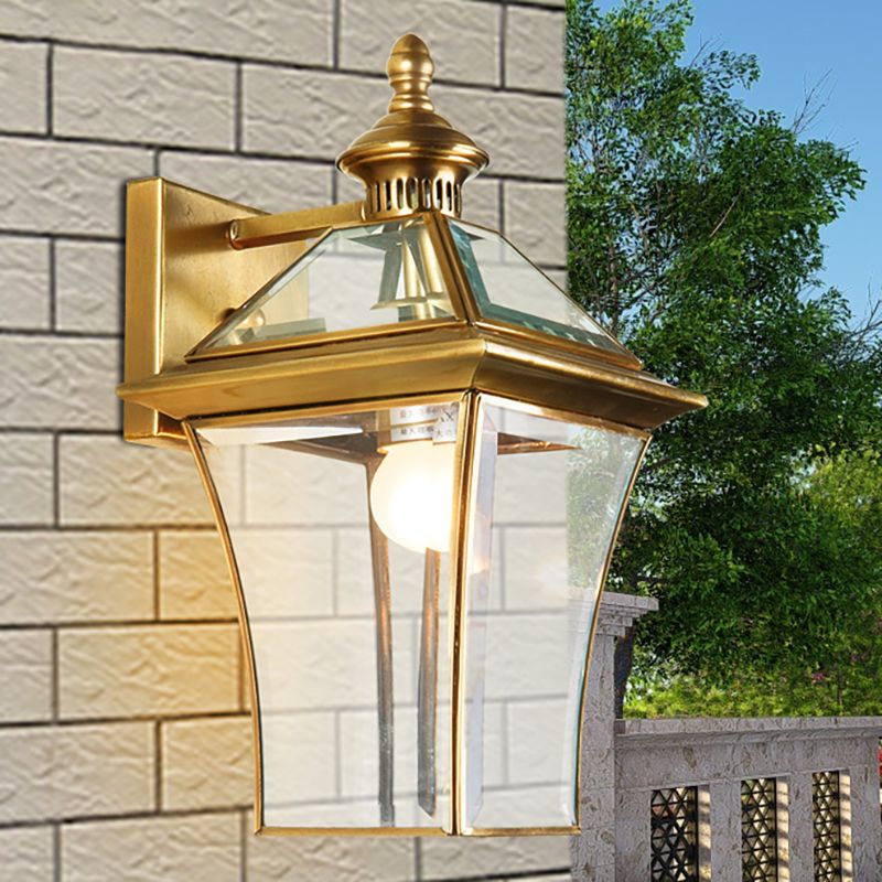 Luce di applique tradizionale Light Light 1-Bulb Metal Wall Apparecchiatura in oro per all'aperto