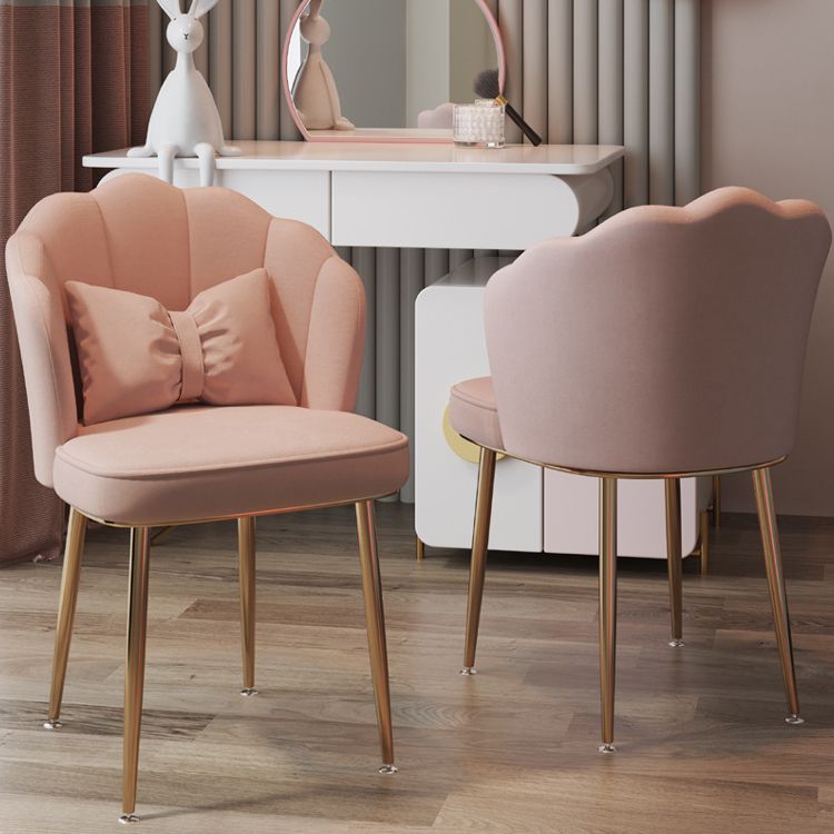 Silla lateral de comedor de estilo escandinavo de metal, silla con respaldo sólido sin brazos para el hogar
