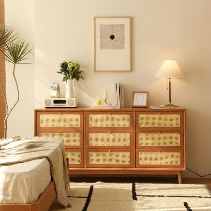 Contemporary Chest Rectangle Pine with Drawer Knobs Straight Legs Accent Chest