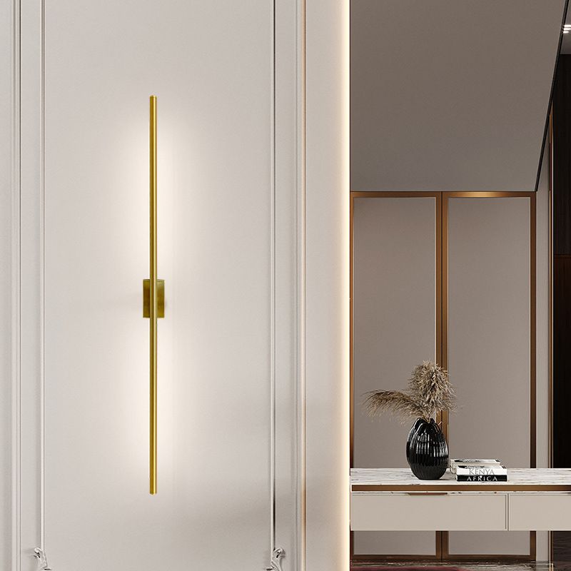 Metal Straight Shape Wall Light Modern LED Wall Sconce in Gold for Living Room