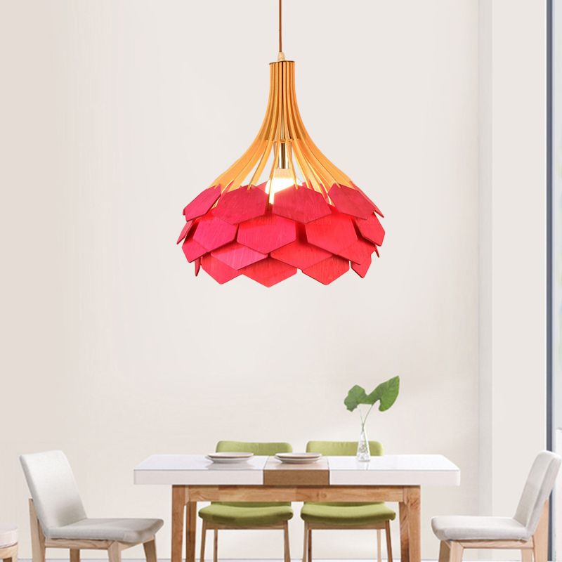 Pin Cône Hanging Lightture Modern Style Wood 1 Bulbe Red / Blue Pendant lampe pour salle à manger