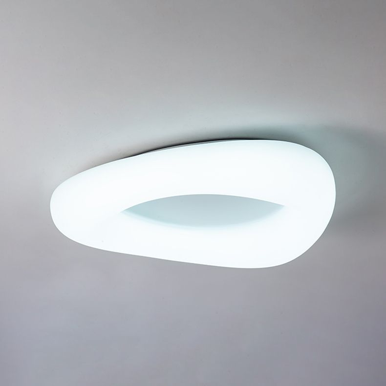 Geometry Flush Mount Lighting Metal LED Nordic Ceiling Mount Lamp in White for Living Room