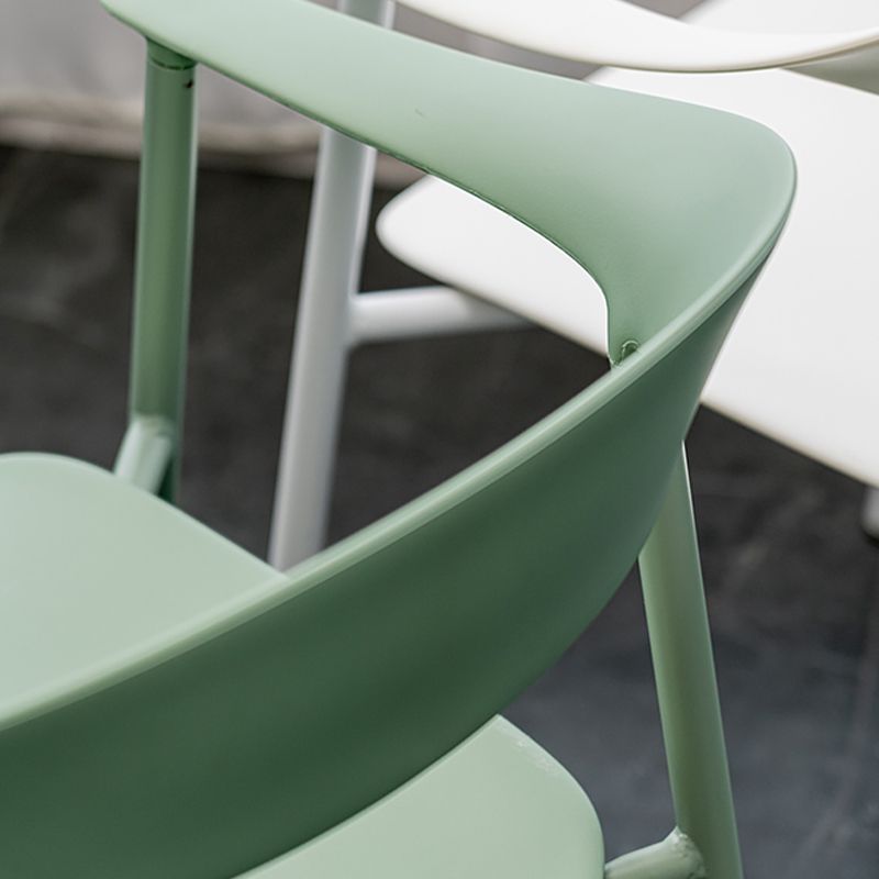 Modern Open Back Side Chair Plastic Dining Chair with Metal Base