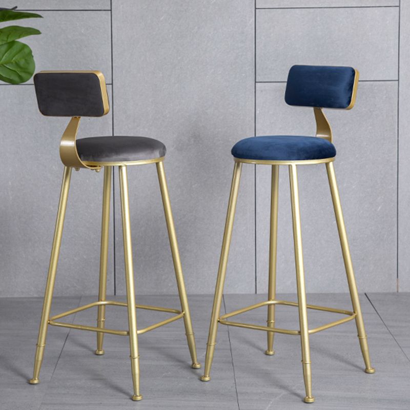 Glam Armless Backrest Counter Stool Iron Bar Stool with Velvet Cushion and Pedal for Cafe
