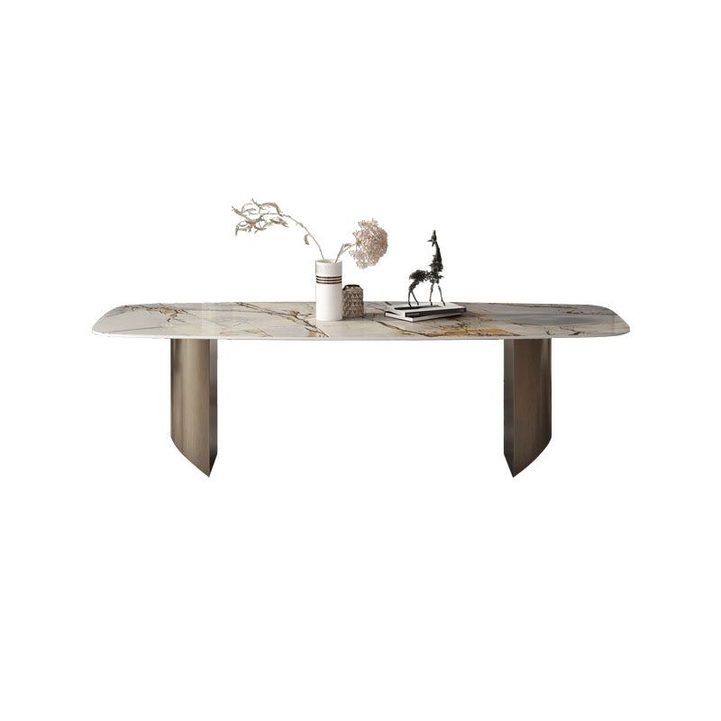 Table à manger traditionnelle de luxe en pierre avec base luge