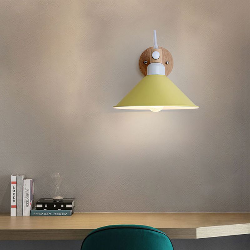 Metal Funnel Wall Sconce Single Head Nordic Style Wall Light for Restaurant Bedroom
