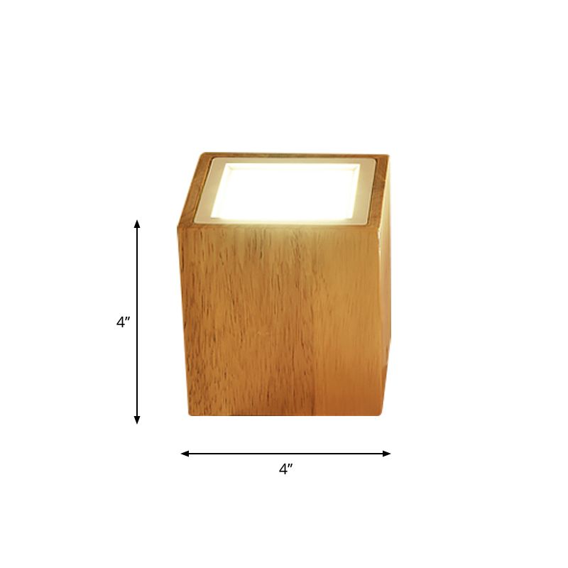 Round/Square Mini Corridor Ceiling Lamp Wooden 4"/6"/8" H LED Nordic Flush Mount Lighting in Beige