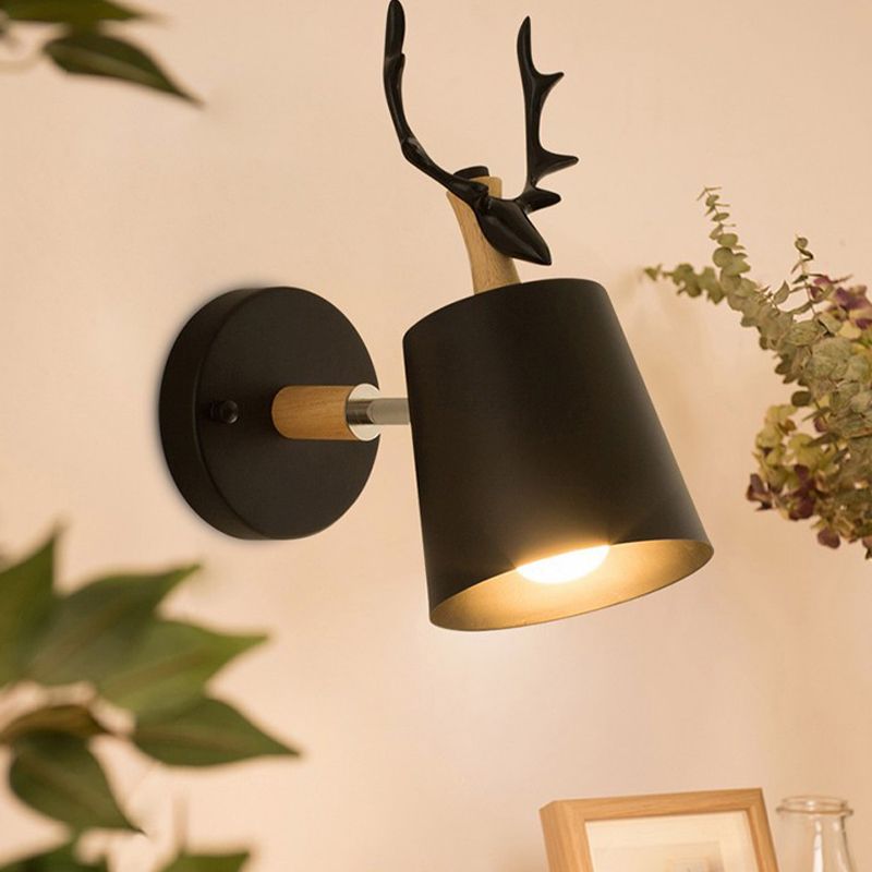 Modern Style Antlers Shape Wall Sconce Metal 1 Light Sconces for Bedroom