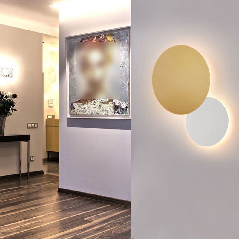 Metal Round Shape Wall Lighting Modern Style 1 Light Wall Mounted Light Fixture