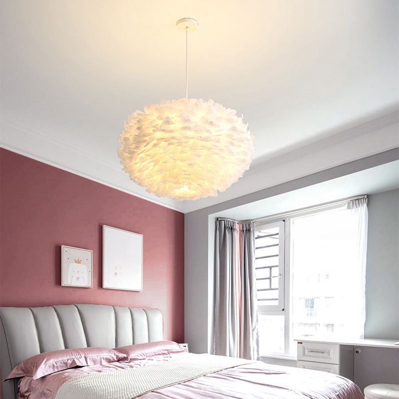 Schattierte hängende Deckenleuchte Minimalismus Feder Schlafzimmer Kronleuchter Anhänger Licht in Weiß