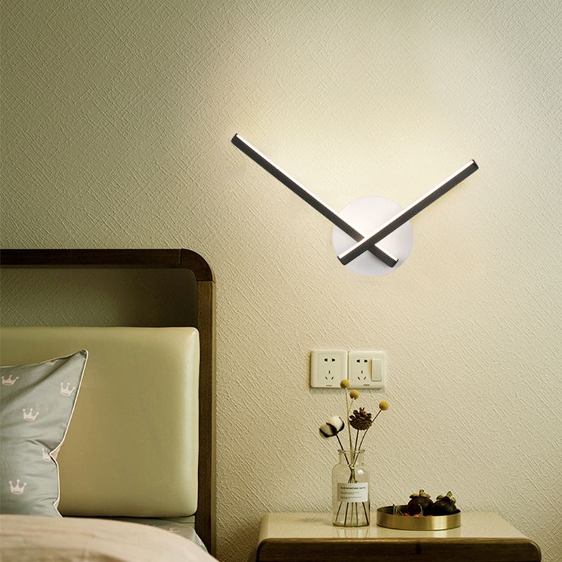 Linear Shape Metal Wall Sconce Modern Style 2-Lights Wall Mounted Light