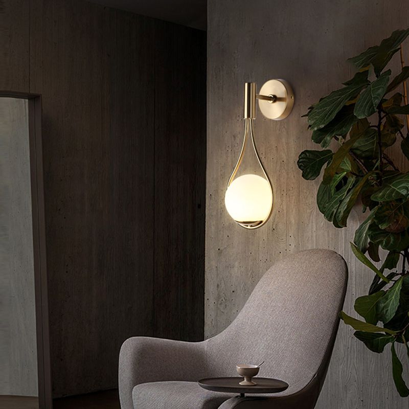 Global Gold Wall-Mounted Light Metal Wall Light Sconces for Living Room