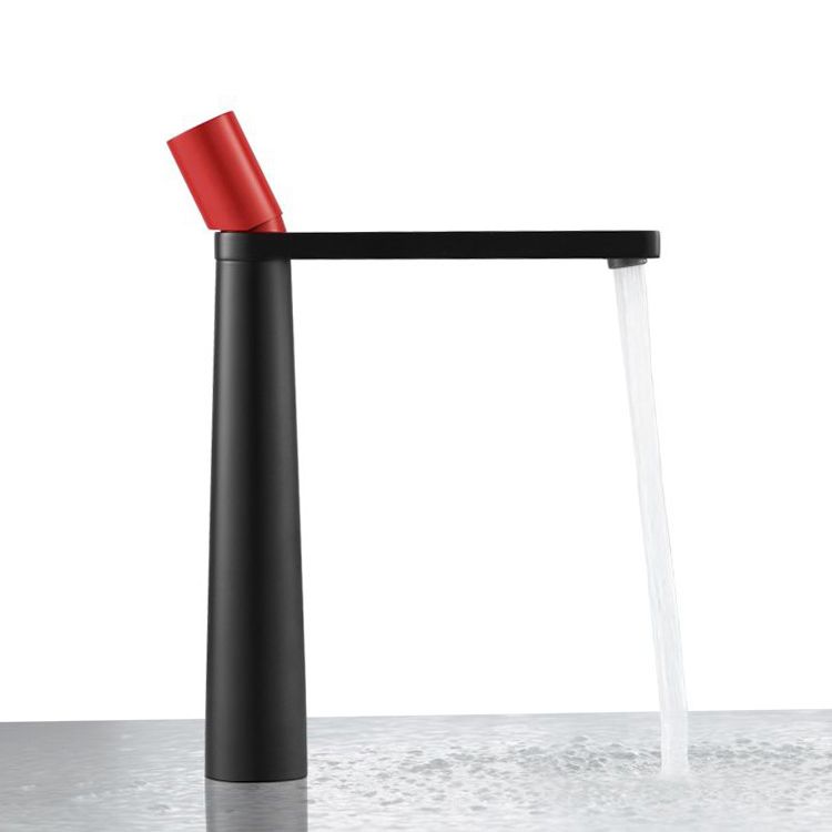 Knob Handle Square Sink Faucet Brass Bathroom Sink Faucet with 1 Hole