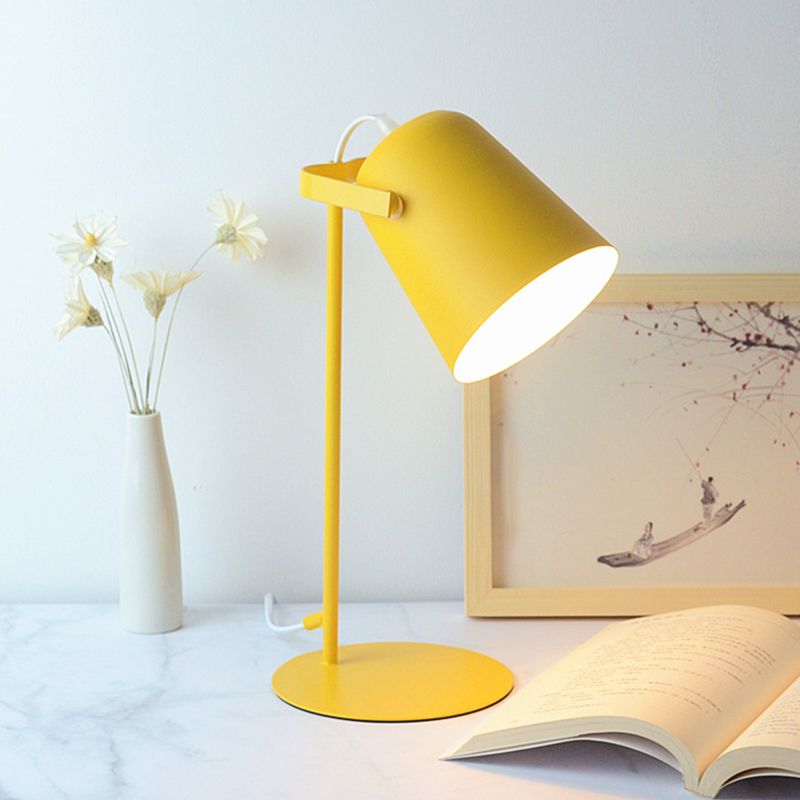 Bell Shade Nordic Style Mini Table Table Lampe 12,5 "Hauteur de lecture de lite de lecture avec base ronde en métal