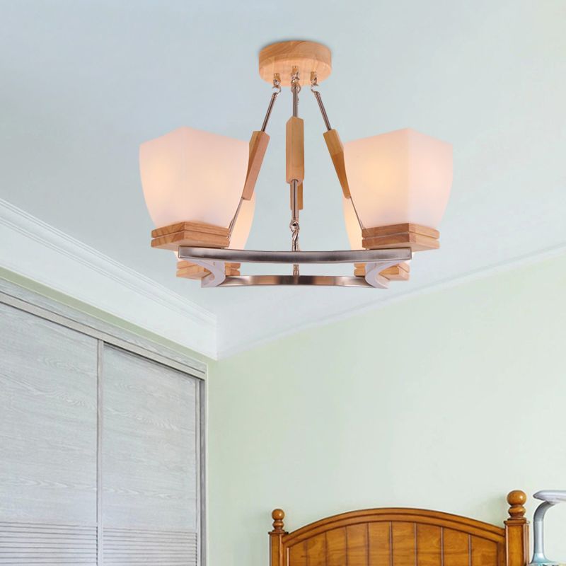 Trapezoid hängend Kronleuchter Modernismus weiß gefrostetes Glas 4 Köpfe Chrom und Holzdecke Licht